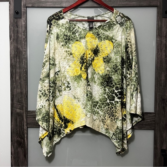Chico's Sweaters - Chico's Travelers Collection Floral Cape Poncho L/XL Coastal Grandma Fairy